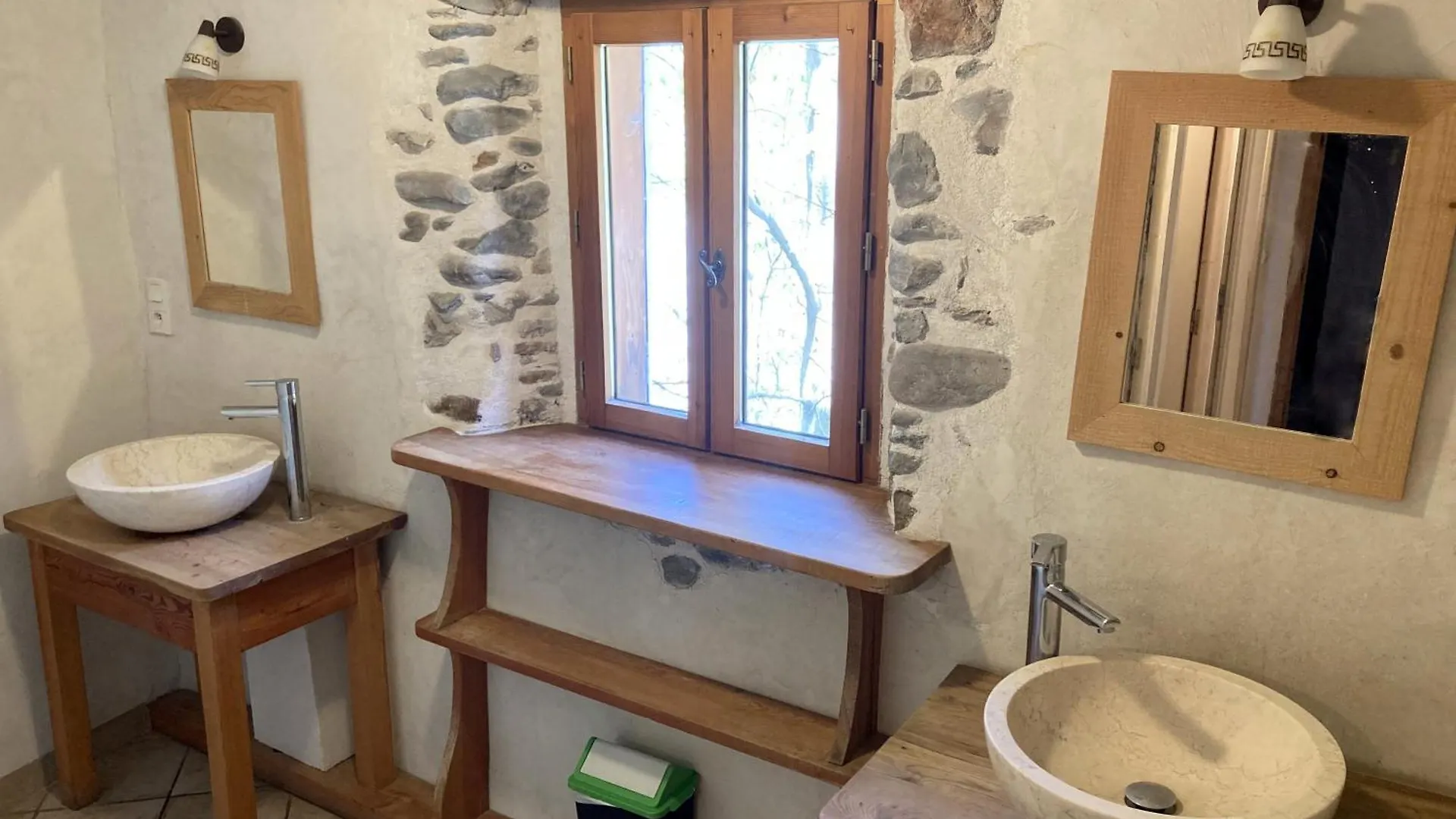 Gite Le Moulin Papillon L'Argentiere-la-Bessee Hostel